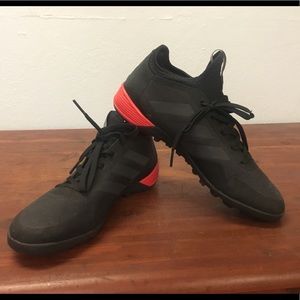 Men’s tango indoor soccer cleats